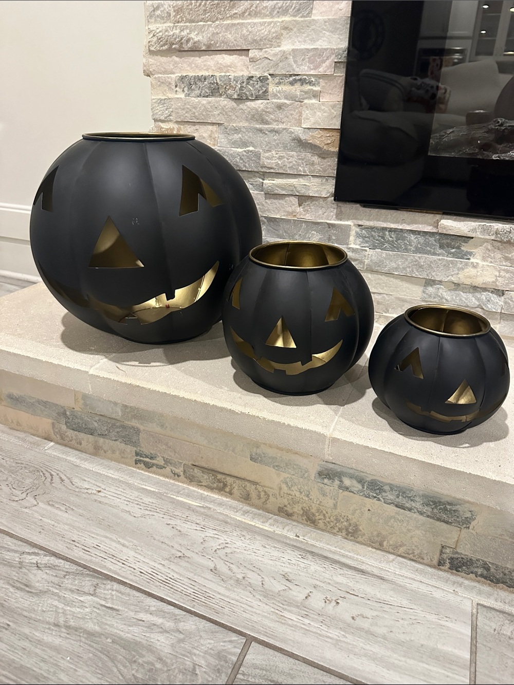 Pottery Barn Set of 3 Black Metal Pumpkins